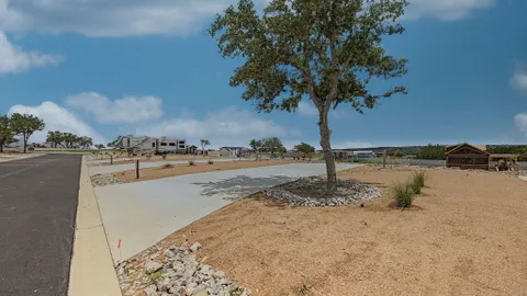 Deluxe RV Site - 313 — image 2 of 18