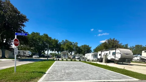 Cozy Full Hookup RV Site — image 1 of 4