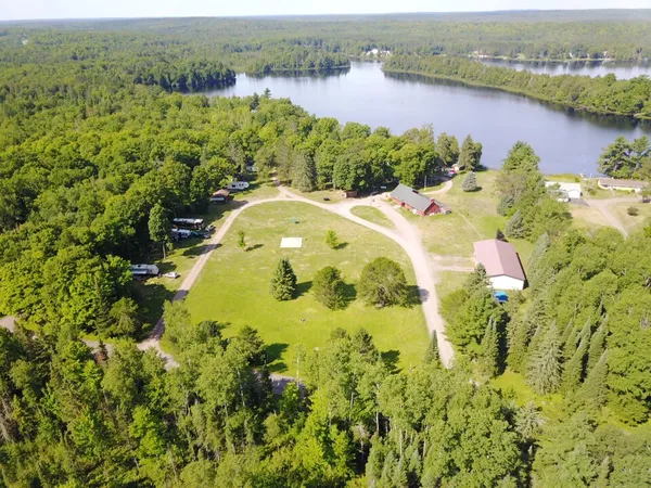 Northern Lure Resort & Campground campground