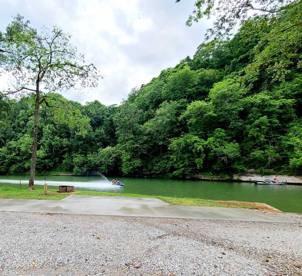 Creekside Camp, Florence, Alabama - Photo 5