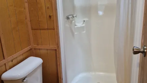 Comfort Cabin — image 2 of 6