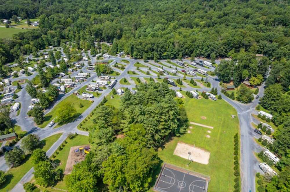Twin Grove RV Resort & Cottages - Photo 4