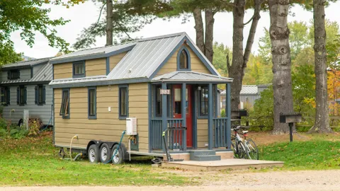 Bear-A-Dise Bungalow — image 1 of 6