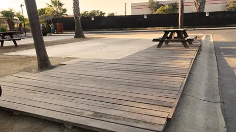 Resort Back-In / The Cove — image 2 of 7