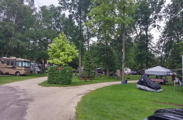 Gateway Camping - Daiva RV Resorts, Wasaga Beach, Ontario campground