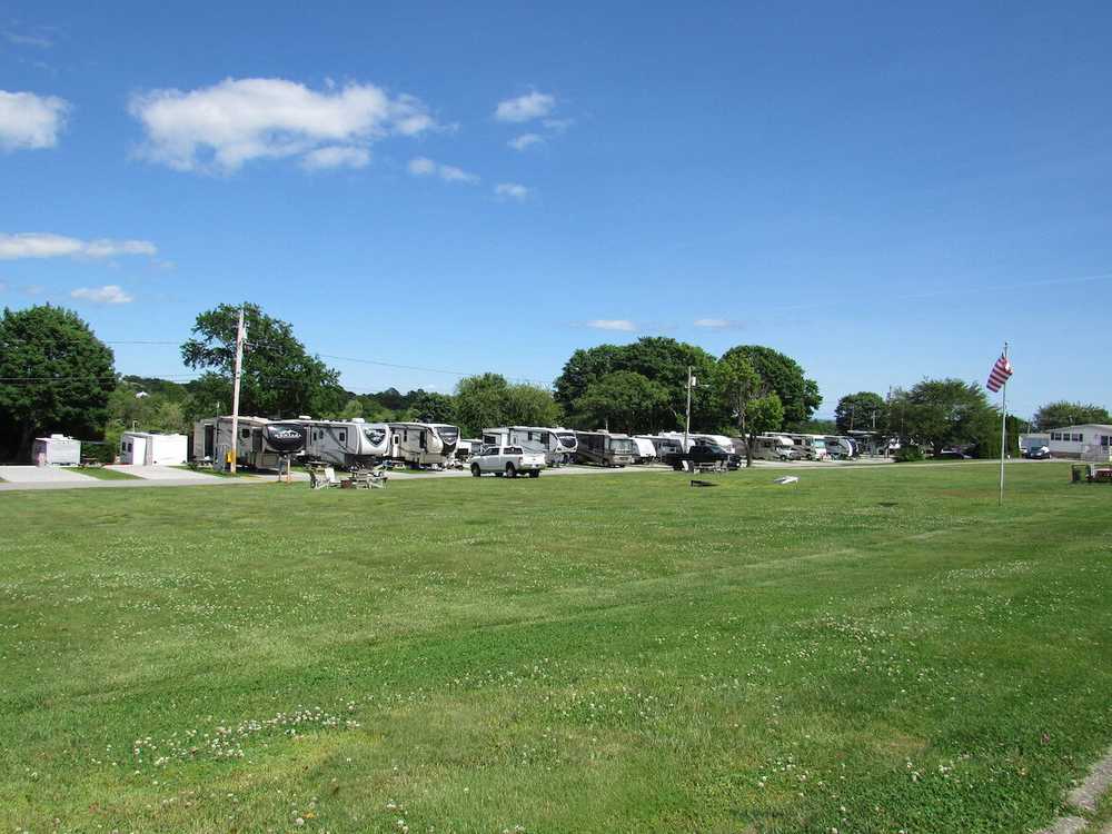 Meadowlark RV Park - Photo 2