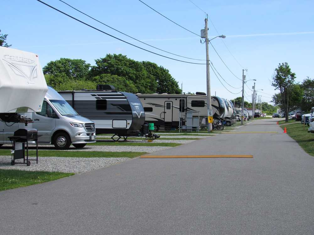 Meadowlark RV Park - Photo 3