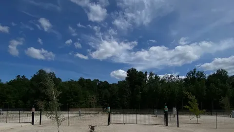 30/50 Full Hookup Back-in Dog Park RV Site KW — image 3 of 3