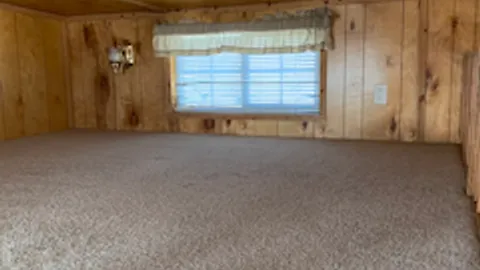 Deluxe Cabin — image 2 of 7