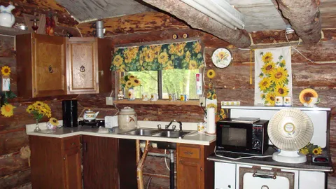 Homestead — image 2 of 5