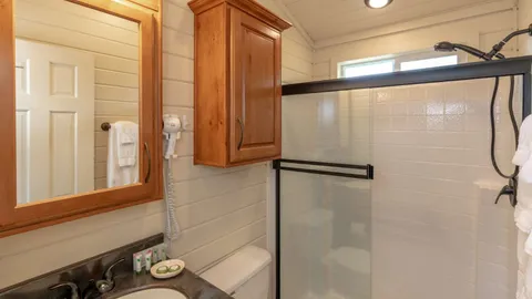 2 Bedroom Cottage — image 2 of 14