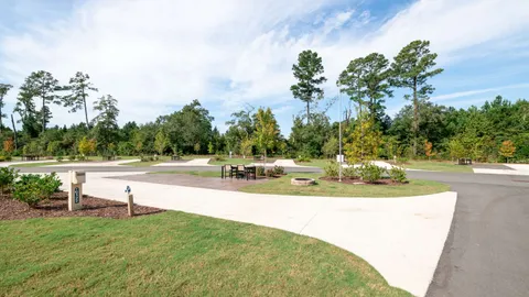 Elite Pull-through RV Site — image 5 of 5