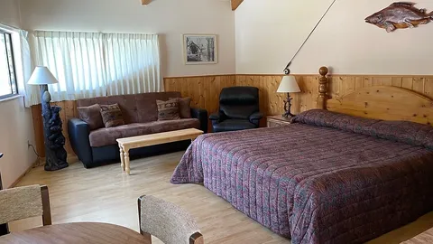 Lodge Room East — image 1 of 1
