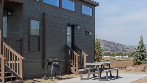 Foxtail Studio w/ Loft — image 2 of 8