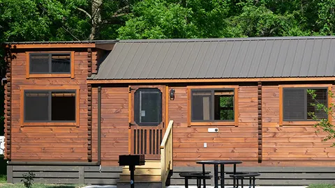 Lakeview Cottage — image 1 of 8