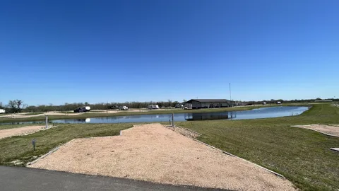 Deluxe Waterfront RV Site — image 4 of 4