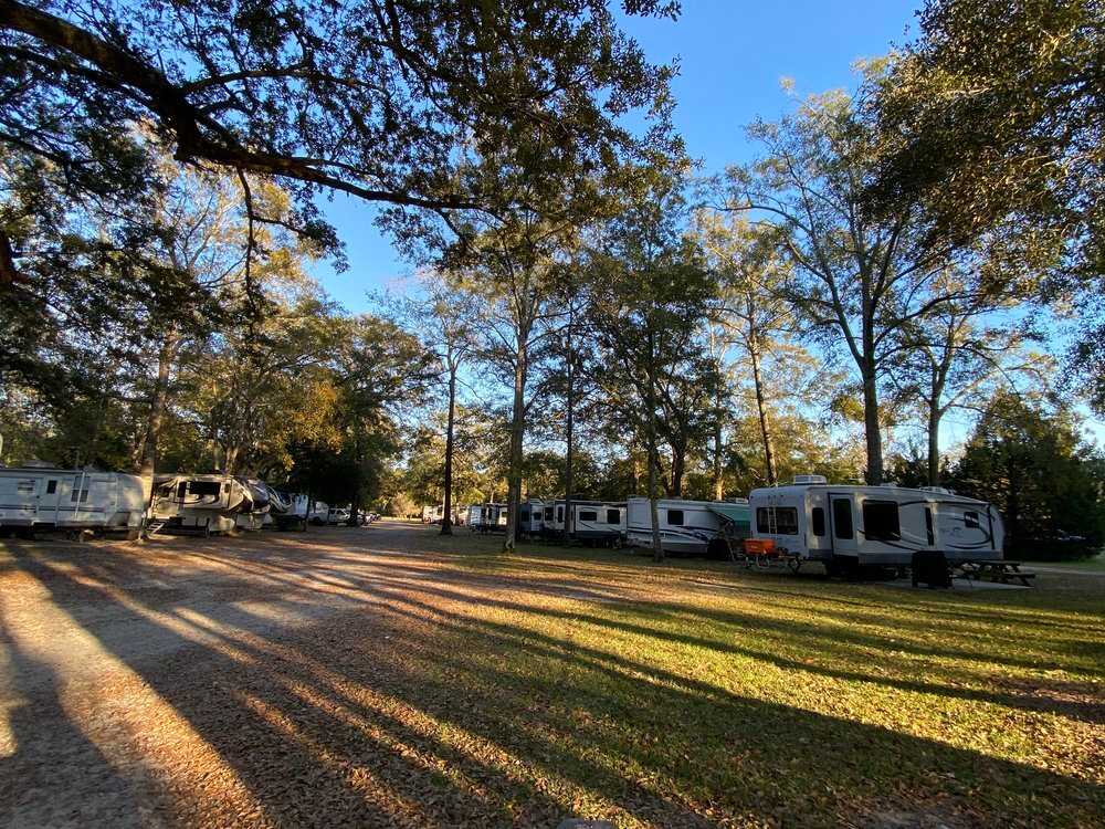 I-65 Campground - Photo 2