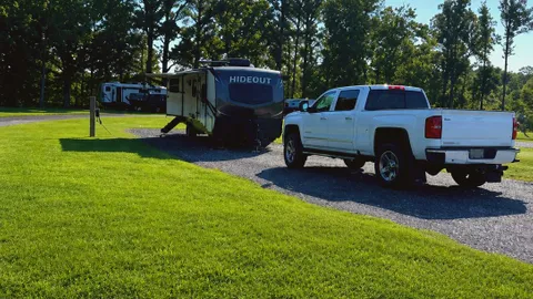 30/50 Amp RV Country Hillside Site — image 2 of 5