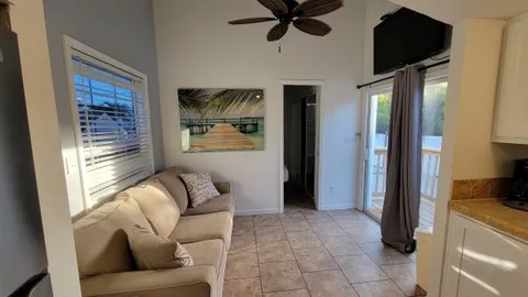 Two Bedroom Keys Cottage with Double Sleeping Loft Sleeps 8 — image 6 of 6