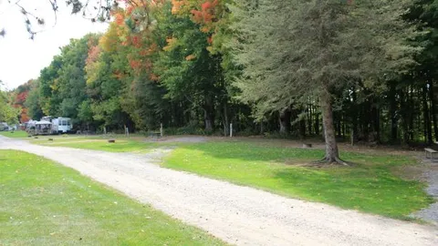 20/30/50 Full Hook Up RV Site — image 2 of 3