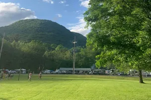 Squarewood Acres Campground – photo 2