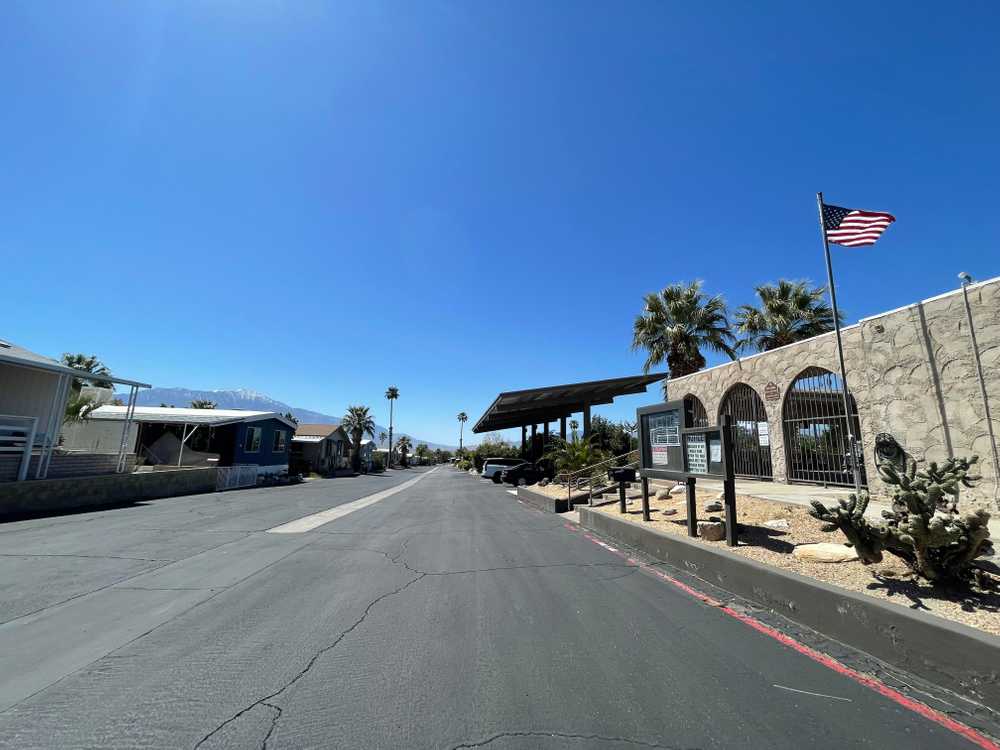 Desert View Mobile Home Club, Desert Hot Springs, California - Photo 5