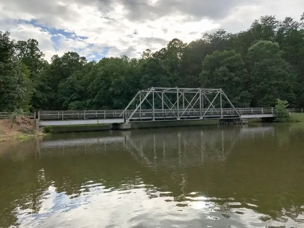 Dan Nicholas Park campground