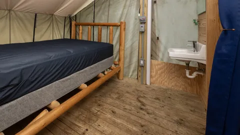 Glamping Tent — image 2 of 13