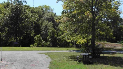 30/50 Amp Waterfront Pull-Through RV Site — image 4 of 4