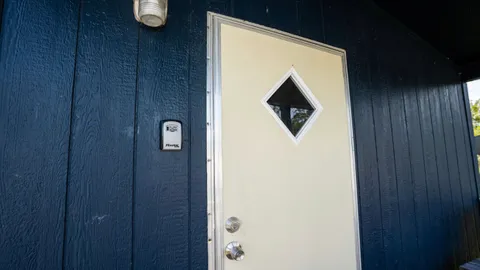Modern Tiny Home — image 2 of 10