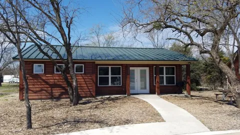 Bunkhouse - 1 Story — image 1 of 1