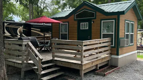 Studio Lodge — image 6 of 6