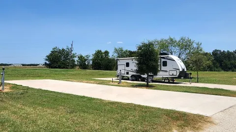 Premium Concrete Back-In RV Site — image 1 of 2