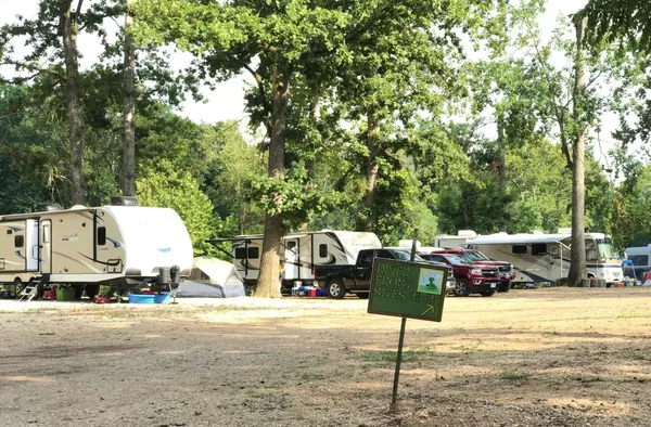 Stay Current River, Van Buren, Missouri campground