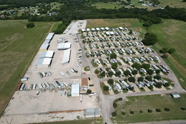 Mustang RV Park – photo 1