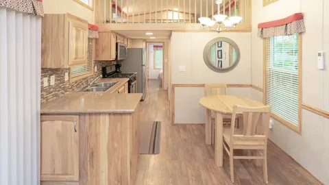 Cozy Deluxe Vacation Rentals — image 14 of 14