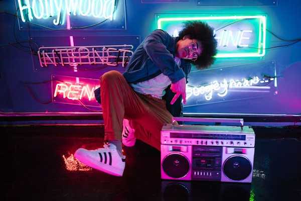 🎧 Teen Dance Party
