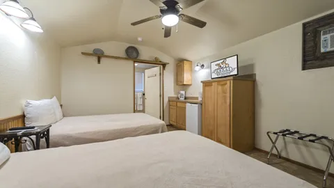 Deluxe Cottage — image 4 of 4