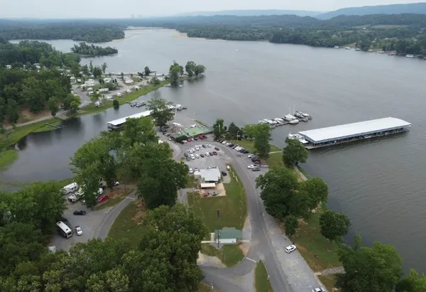Jackson County Park and Marina, Scottsboro, Alabama campground