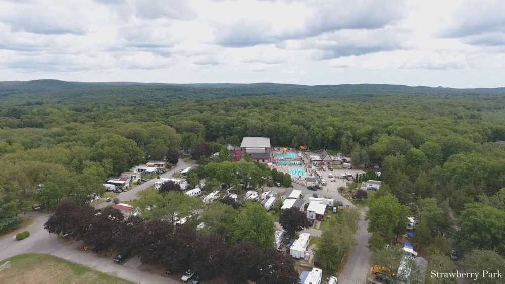 Strawberry Park, Preston, Connecticut - Photo 3