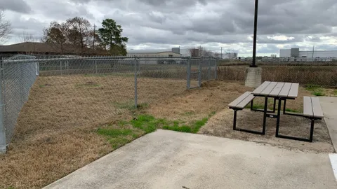 Premium Full Hookup RV Site w/ Fenced Yard — image 1 of 2