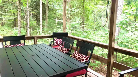 3 Bedroom Chalet — image 12 of 12