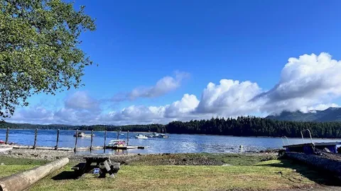 Seaplane Base Unserviced Waterfront — image 6 of 6