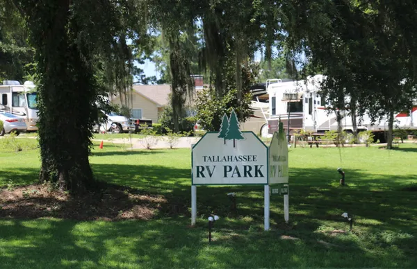 Tallahassee RV Park campground