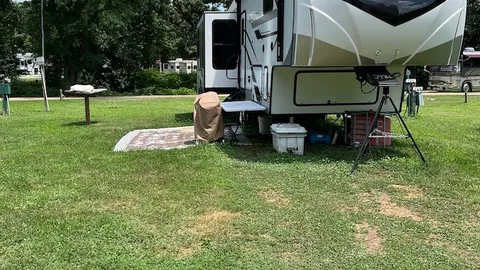 Back-In Full Hook-up — image 2 of 4