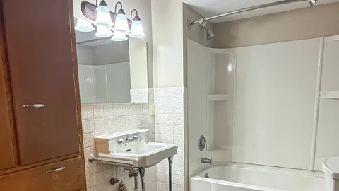 Guesthouse — image 2 of 7