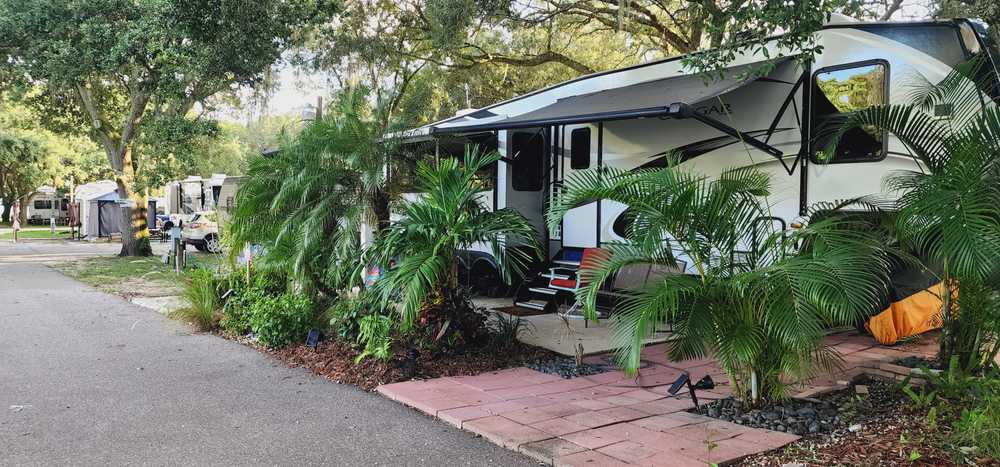 Happy Travelers RV Park, Thonotosassa, Florida - Photo 2