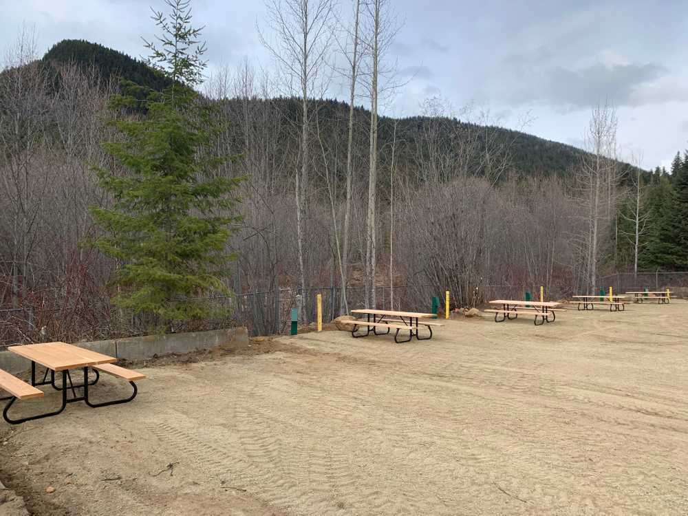 Spahats Creek Resort, Clearwater, British Columbia - Photo 2