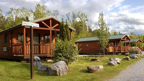 Luxury Cabin — image 1 of 16