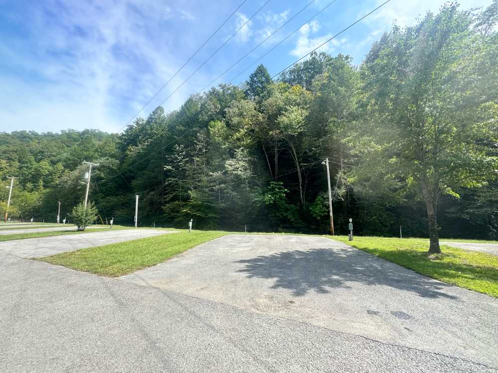 Leslie County RV Park, Hyden, Kentucky - Photo 3